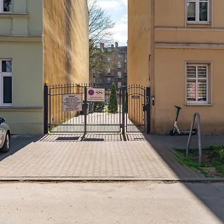 Unique Mottego With Parking By Renters Prestige شقة